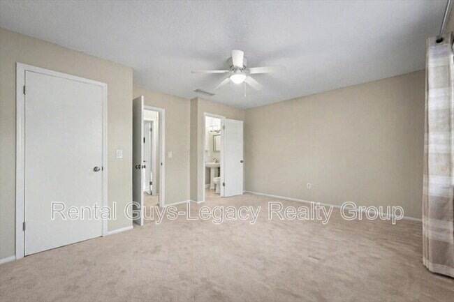 Building Photo - 8204 Oxford Forest Dr