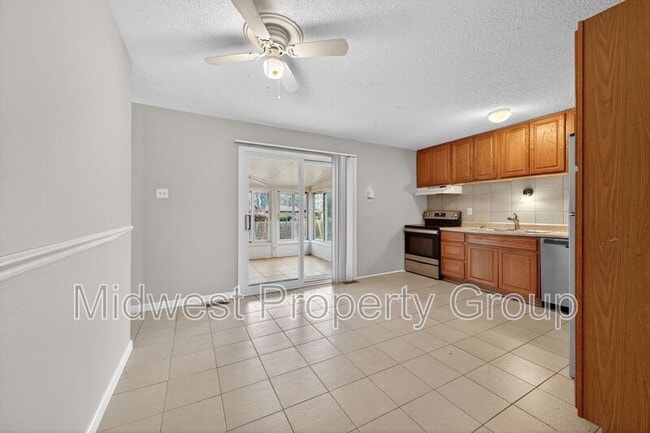 Building Photo - 2244 Millvalley Dr