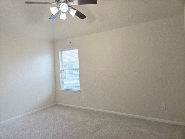Building Photo - 17018 Taffaine Dr