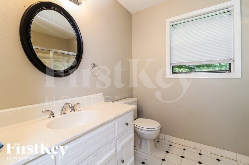 Building Photo - 4442 Old Mabry Pl