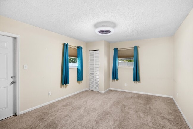 Building Photo - 7907 Sebastian Rd