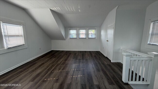 Building Photo - 104 Burlington Ave