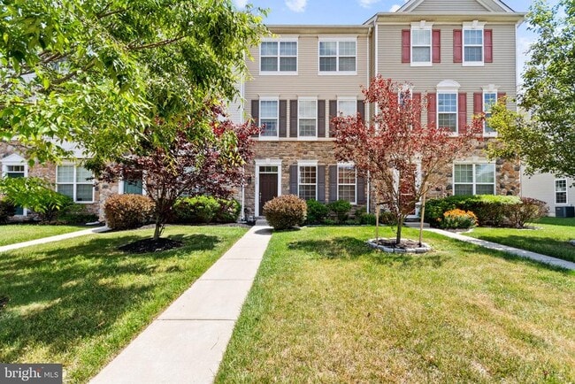 Primary Photo - 449 Wistar Pl