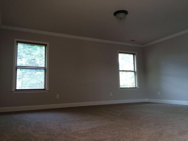 Building Photo - 1210 Composer Ln