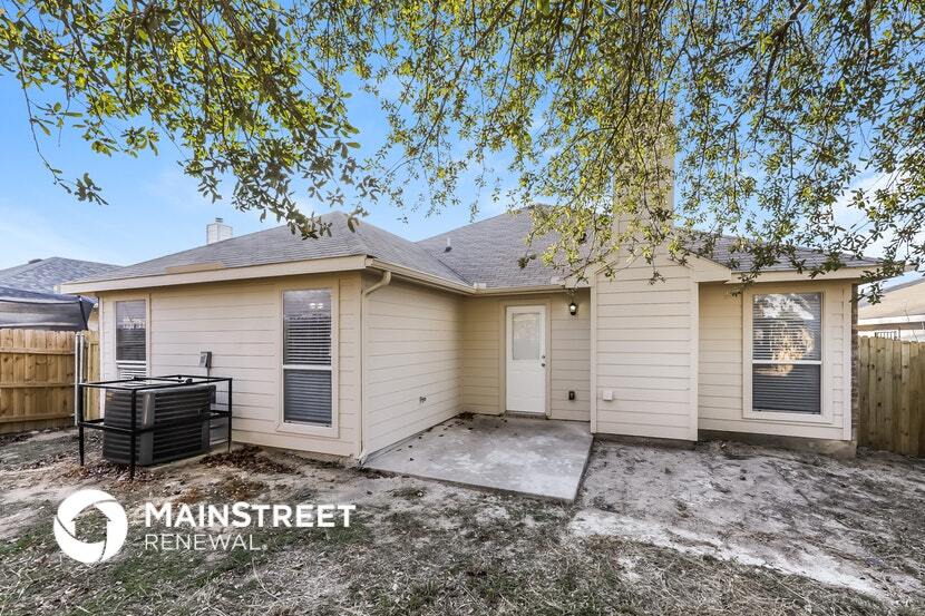 Building Photo - 2926 Cowboy Dr