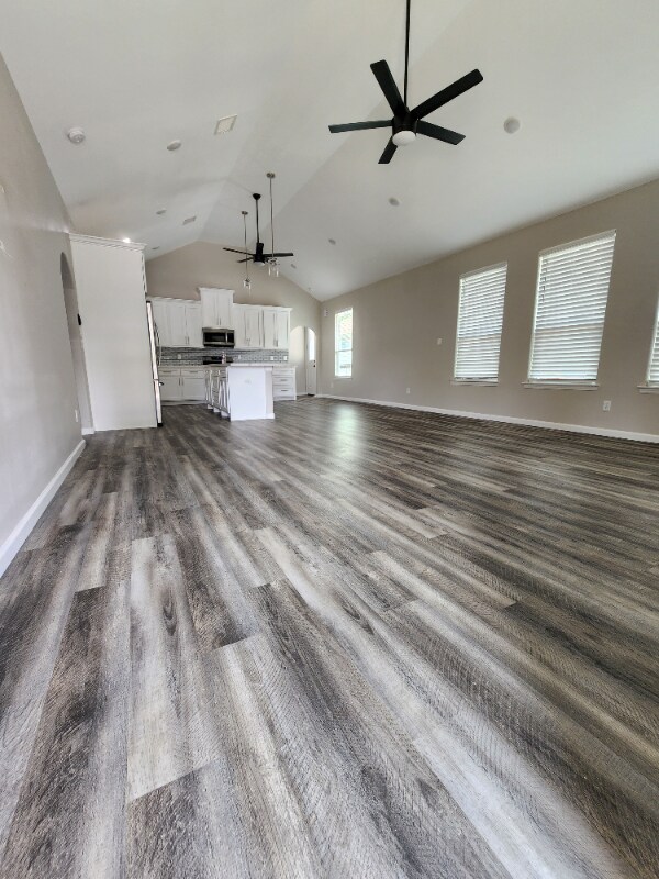 Building Photo - 3705 Oakview St