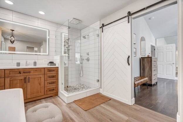 Building Photo - 15585 Timberside Ct