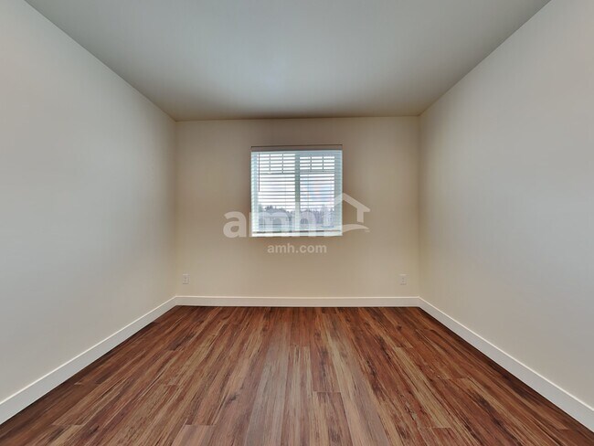 Building Photo - 7817 Verona Loop