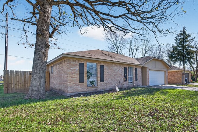 Building Photo - 22718 Pebworth Pl