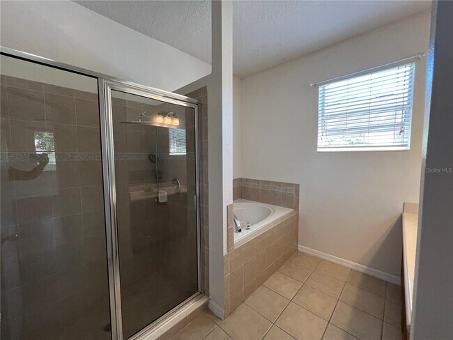 Building Photo - 554 Hiawatha Palm Pl