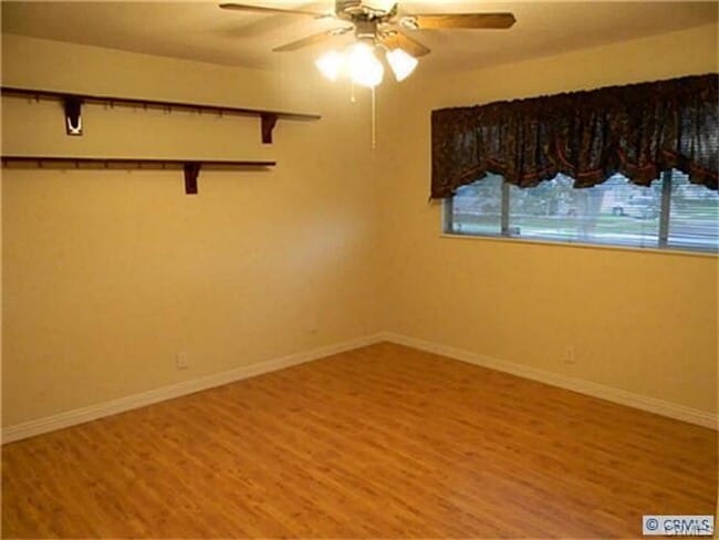 Building Photo - 405 N California St