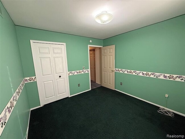 Building Photo - 15817 Charleston Dr