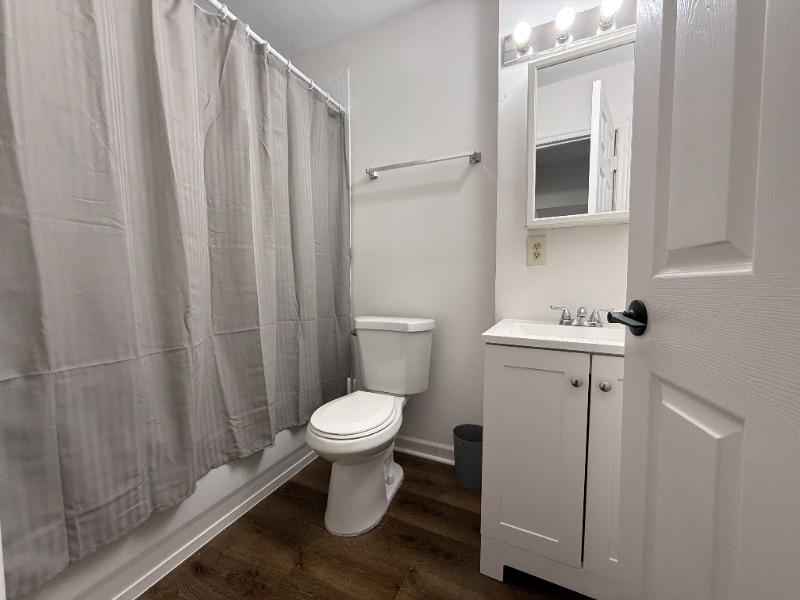 Building Photo - 110 W Hamburg St