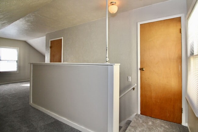 Building Photo - 3 bedroom house for rent