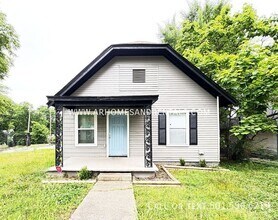 Building Photo - 2701 Abigail St