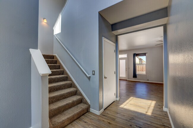 Building Photo - 11926 Rodez Grove
