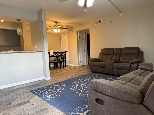 Building Photo - 6701 Eastridge Rd