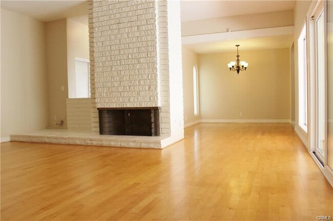 Building Photo - 2 Leatherwood Way