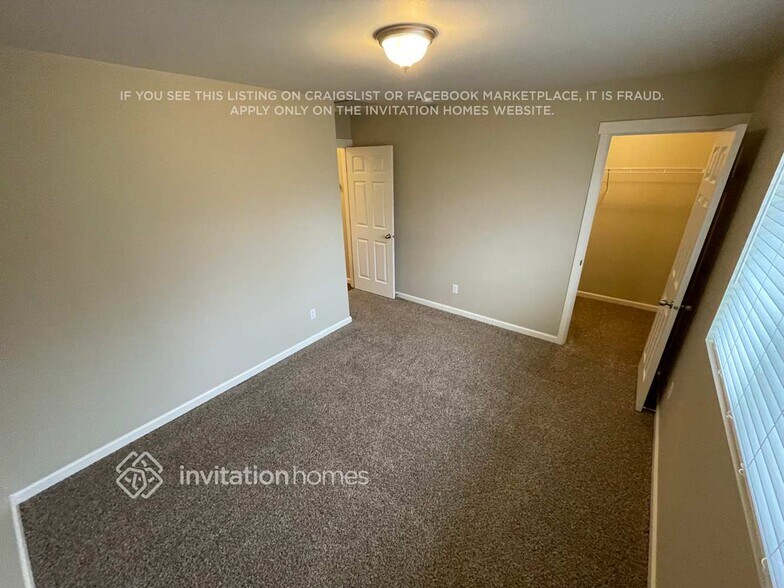 Building Photo - 17911 36th Ave E