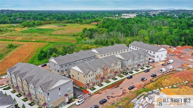 Building Photo - 95 Robeson St