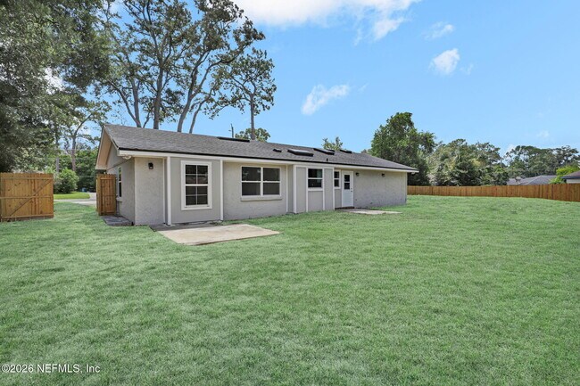 Building Photo - 12522 Macaw Dr