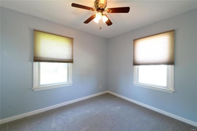 Building Photo - 10630 St Lawrence Ln