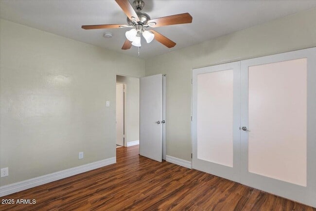 Building Photo - 838 E Belmont Ave
