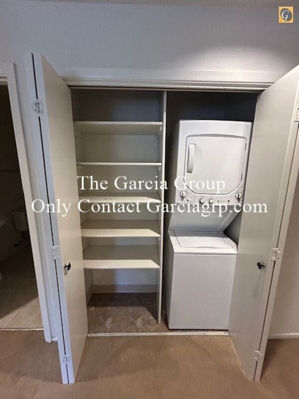 Building Photo - 315 Cervantes Cir