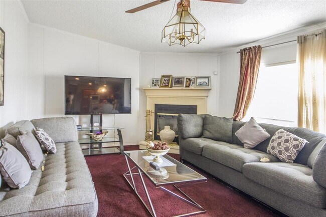 Building Photo - 8623 Farm to Market 1960 Bypass Rd W