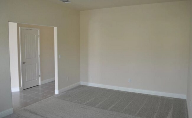 Building Photo - 3715 Bonifacio Way