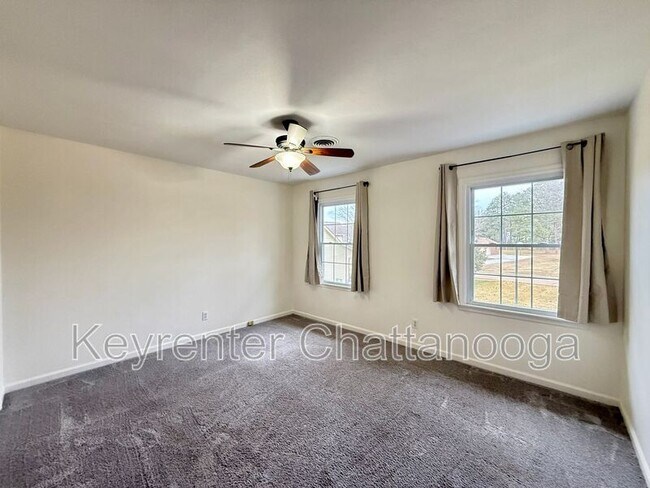 Building Photo - 9512 Imperial Dr