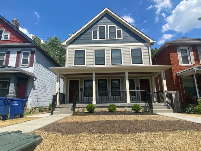 Primary Photo - 1234-1236-1236 Summit St