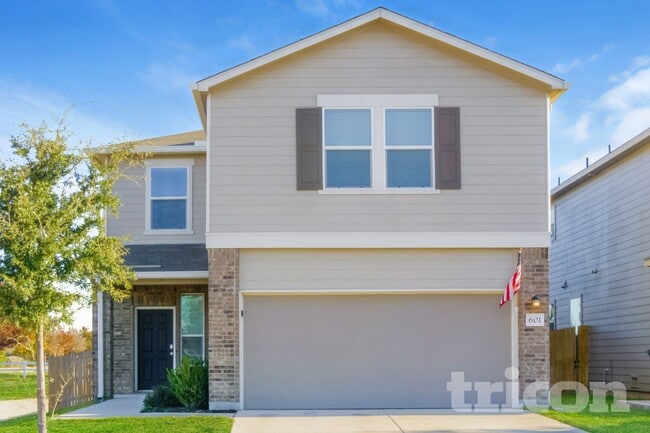 Building Photo - 601 Lost Pond