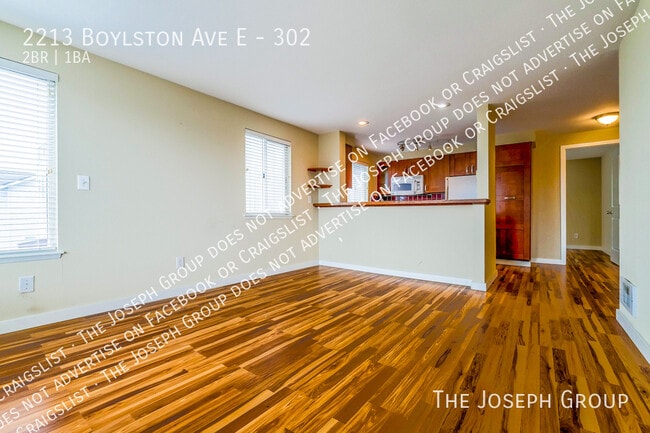 Building Photo - 2213 Boylston Ave E