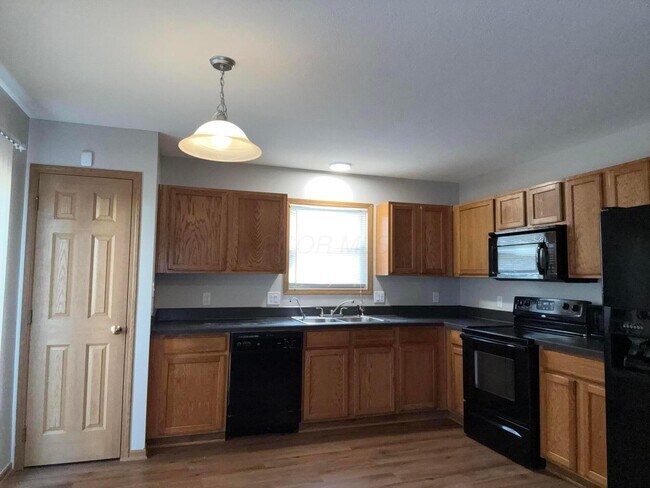 Building Photo - 3802 Willowswitch Ln