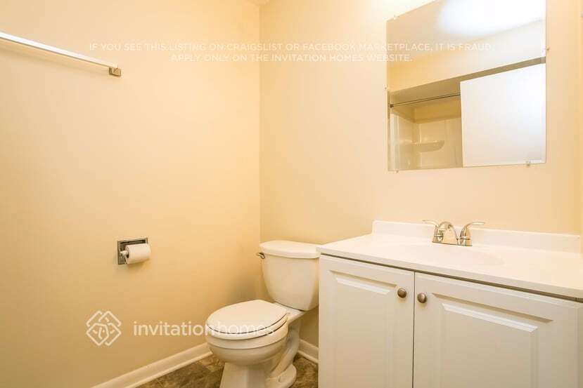 Building Photo - 5924 Allemong Dr