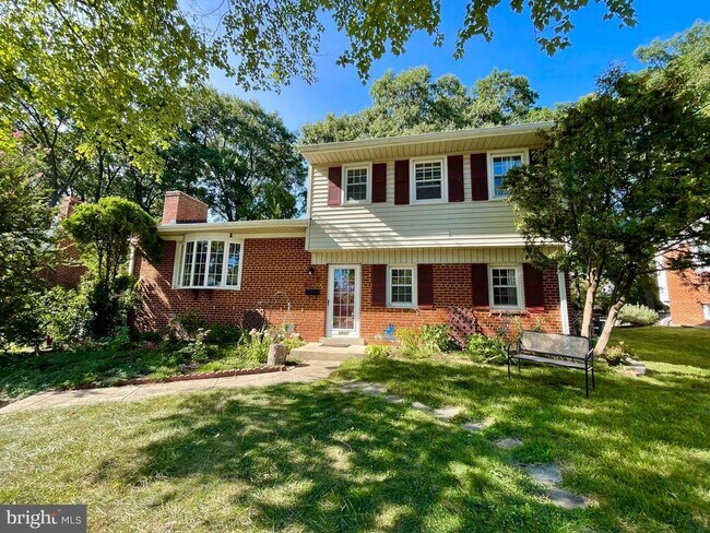 Building Photo - 5537 Gary Ave