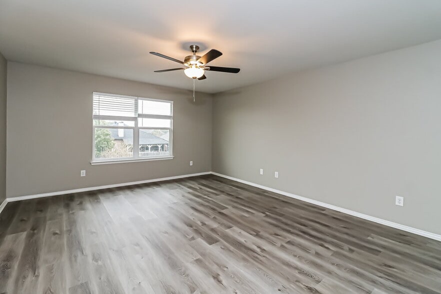 Building Photo - 10456 Winding Passage Way