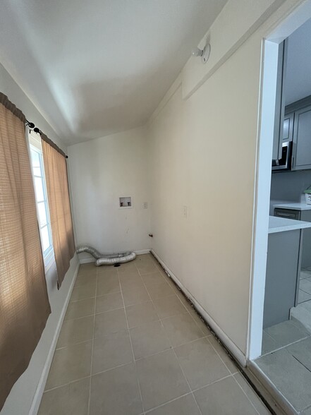 Laundry room- private - 20808 Harvard Blvd