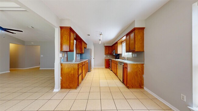 Building Photo - 5127 Girnigoe Dr