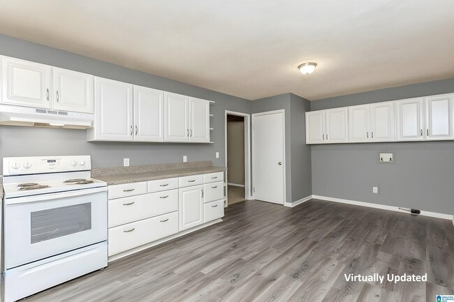 Building Photo - 506 Vardar Ln