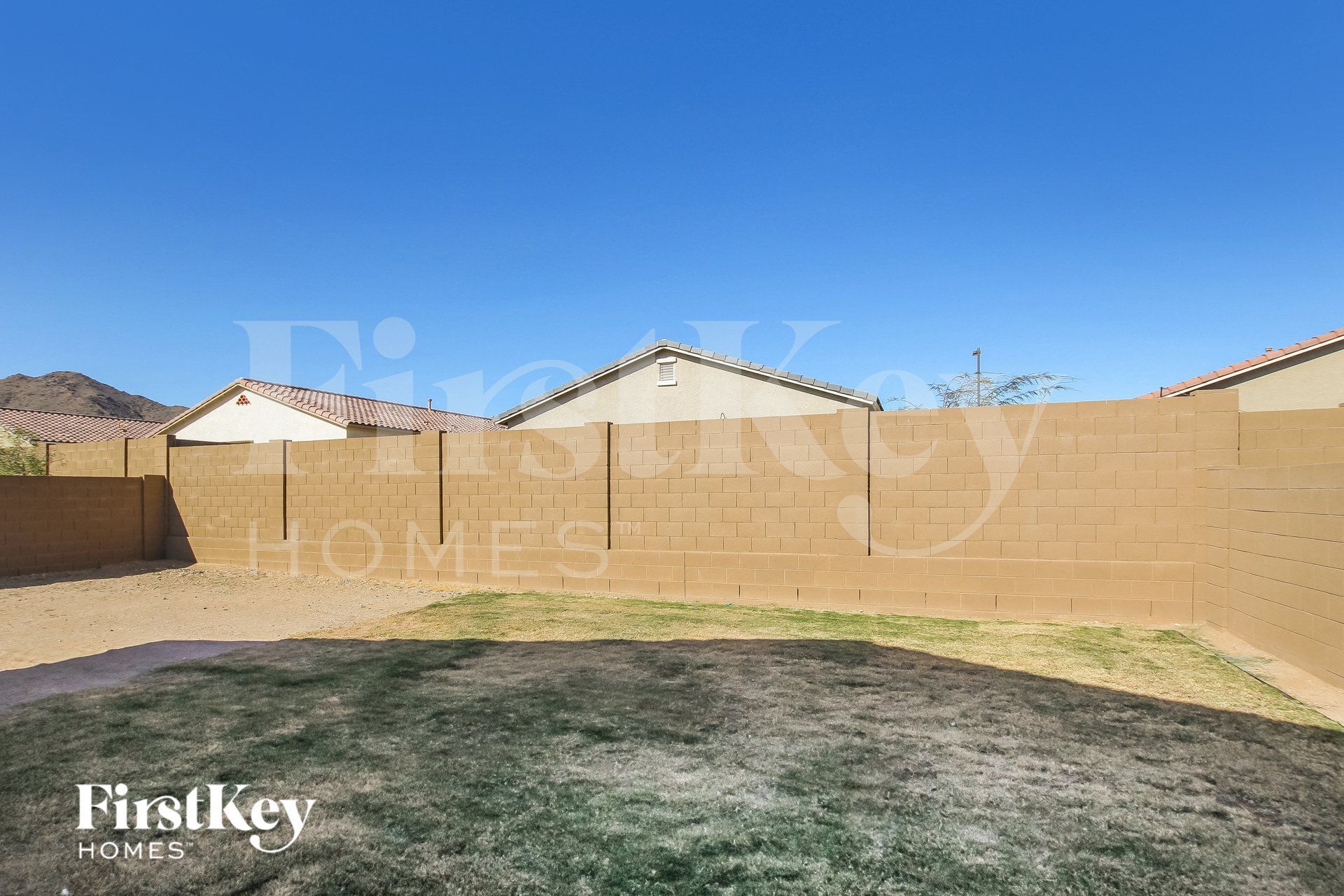 Building Photo - 21214 W Palm Ln