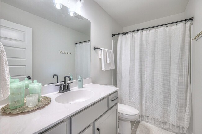 Building Photo - 118 Beignet Aly