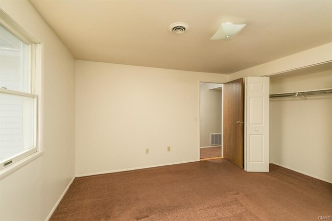 Building Photo - 26106 Jewett Pl