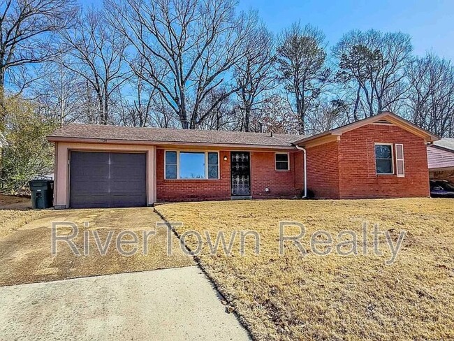 Building Photo - 2644 Courtney Dr