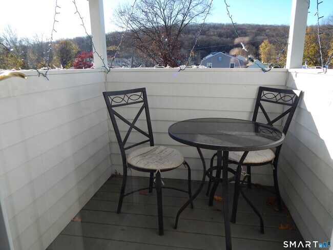 Building Photo - 91 Holden St