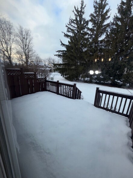 Building Photo - 142 Northwood Dr