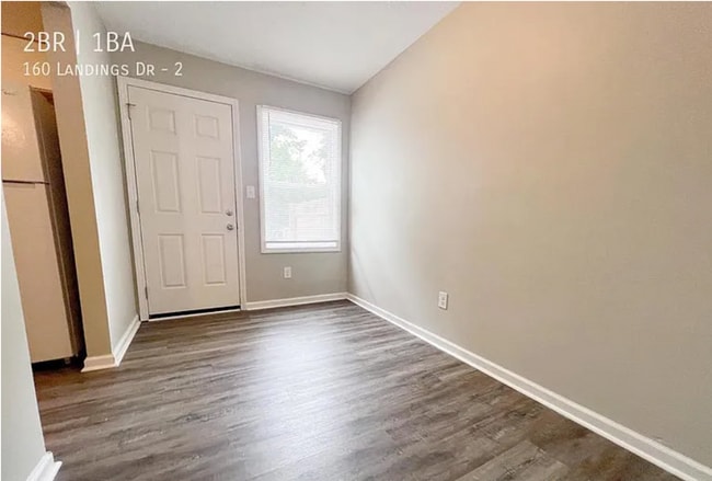 Building Photo - 160 Landings Dr