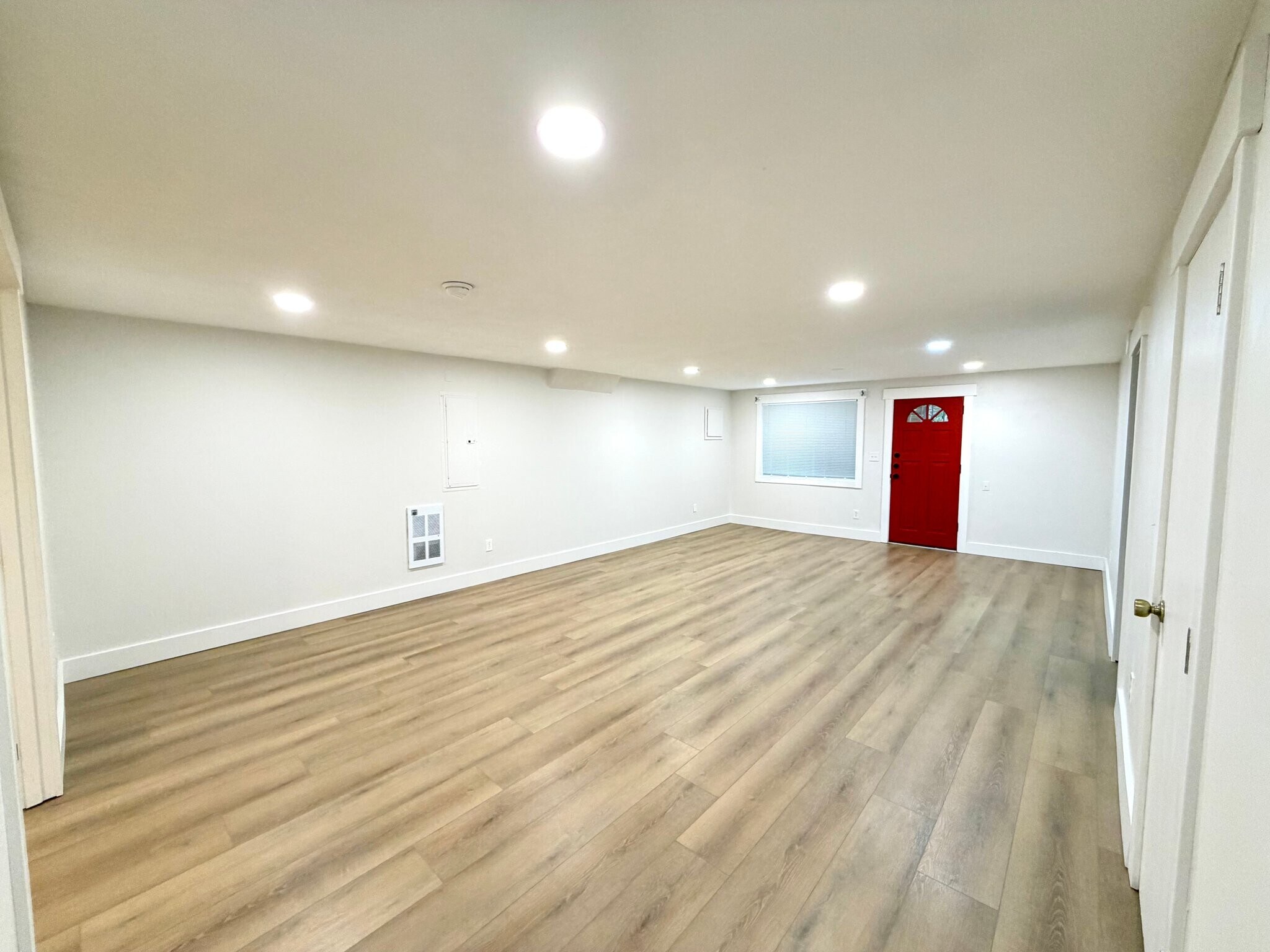 Building Photo - 315 SE 151st Ave