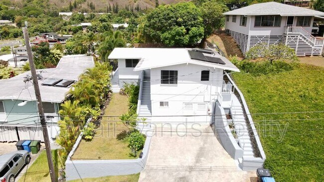 Building Photo - 44-123 Mikiola Dr